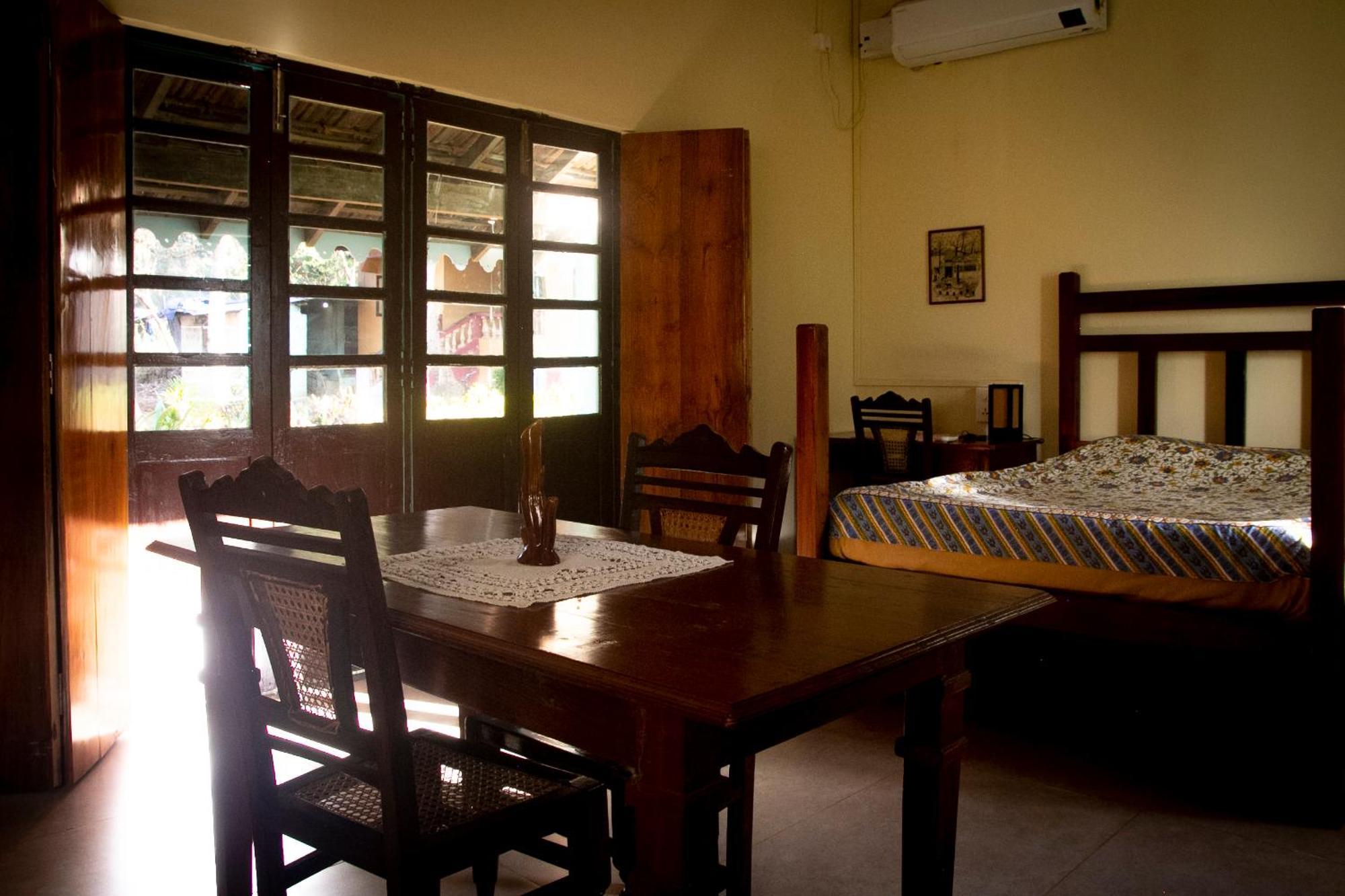 The Bungalow Bogmalo An 1880 Indo Portuguese Heritage Beach Villa South Goa Extérieur photo
